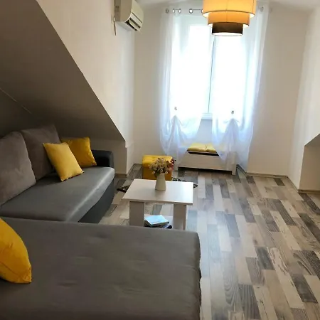 Apartament Charming Center Renee *