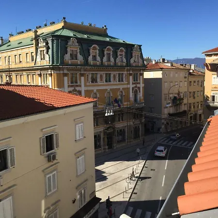 Apartament Charming Center Renee